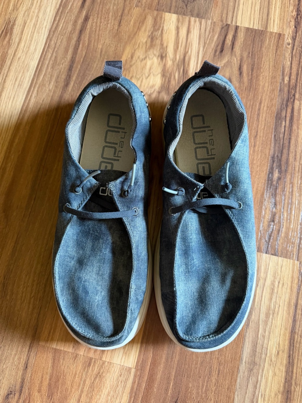 Hey Dude Shoes - Picture 3 of 5